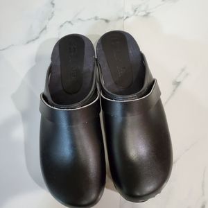 Bjork Maja Wood Open Back Leather Clogs
